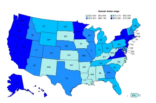 U.S. map showing annual mean wages of surgical technologists by state, color-coded by salary ranges from $25,640 to $79,080.